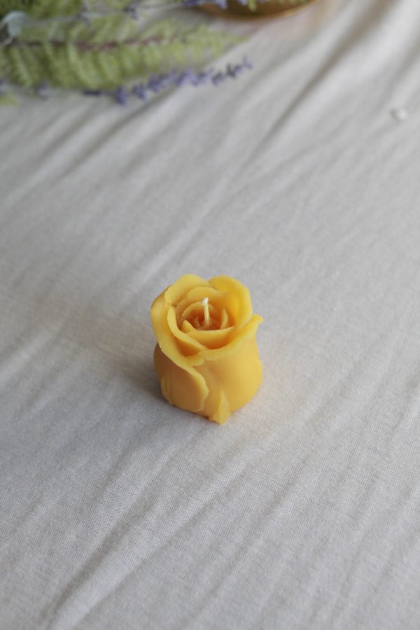 Seasonal Rose Candle - Image 2