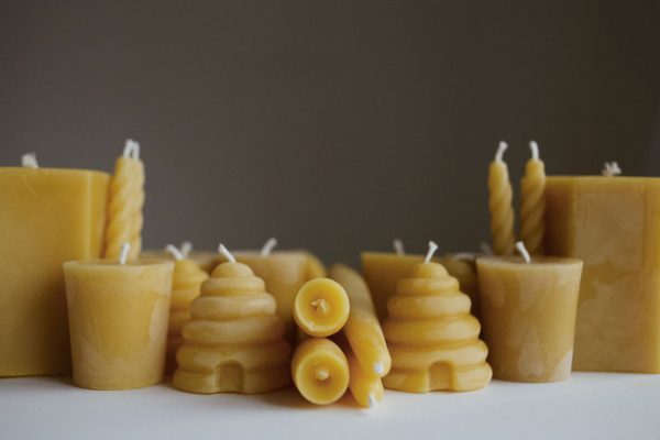 Beehive Beeswax Candle - 3pk - Image 3
